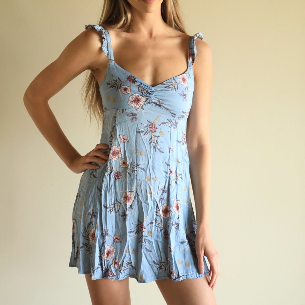 Sky and Sparrow Floral Dress